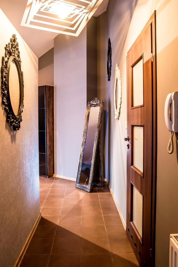 Style Apartment Next To Kazimierz And Old Town + Netflix Krasków Exteriör bild
